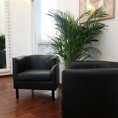 Maison Cloe Near The Spanish Steps Рим Экстерьер фото